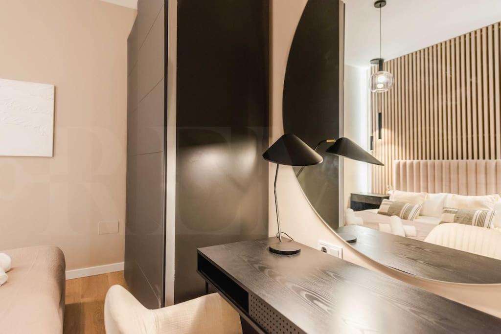 Contemporary Minimalist Apartment By Rems Malaga Ngoại thất bức ảnh